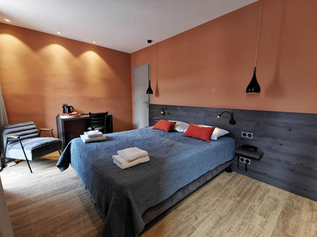 Hotel Le Pont Neuf 생 아프리크 외부 사진